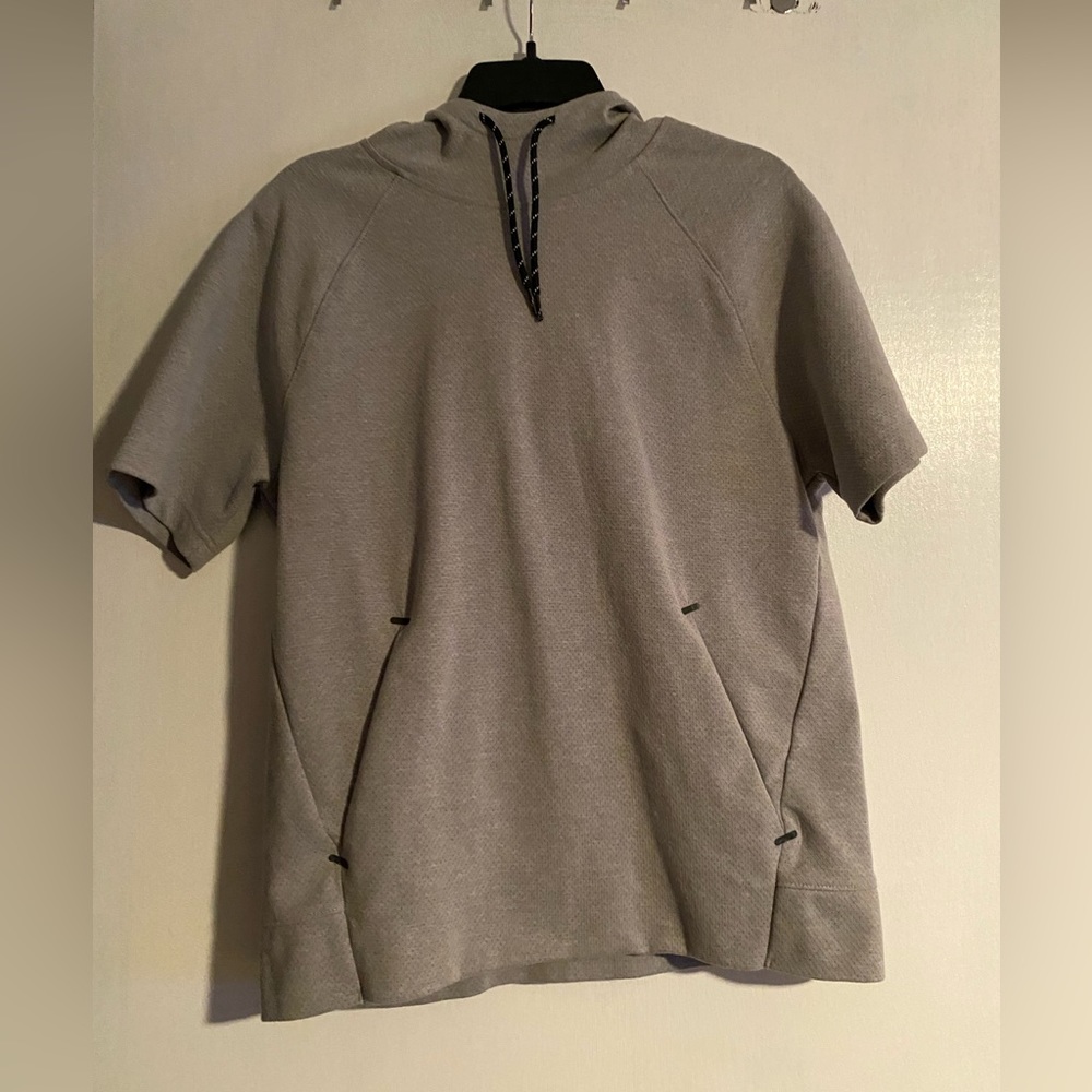 Old Navy active wear sweatshirt